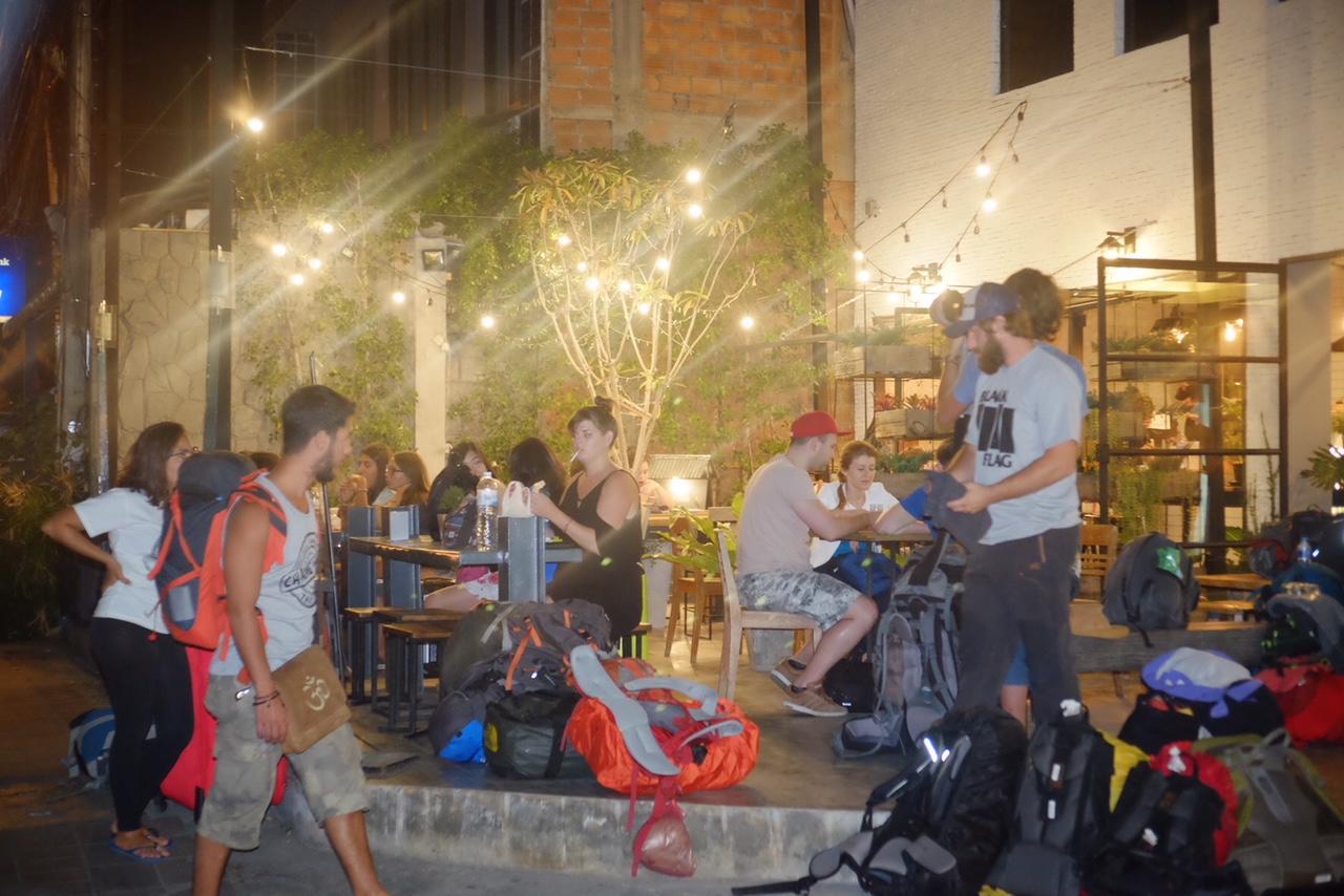 Sunny Hostel Chiangmai @Tha Pae Чіангмай Екстер'єр фото